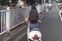 绥德摩托小姐姐,街头风采与生活态度的完美融合