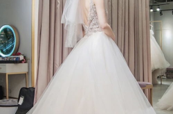 时尚小姐姐婚纱图片高清,高清婚纱照中的优雅风采